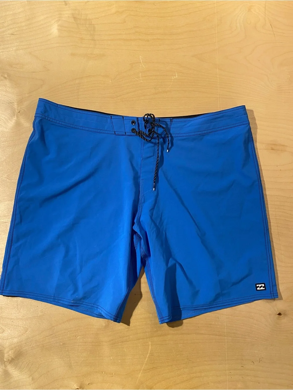Billabong Men's Blue Classic Boardshorts 42 (BM)